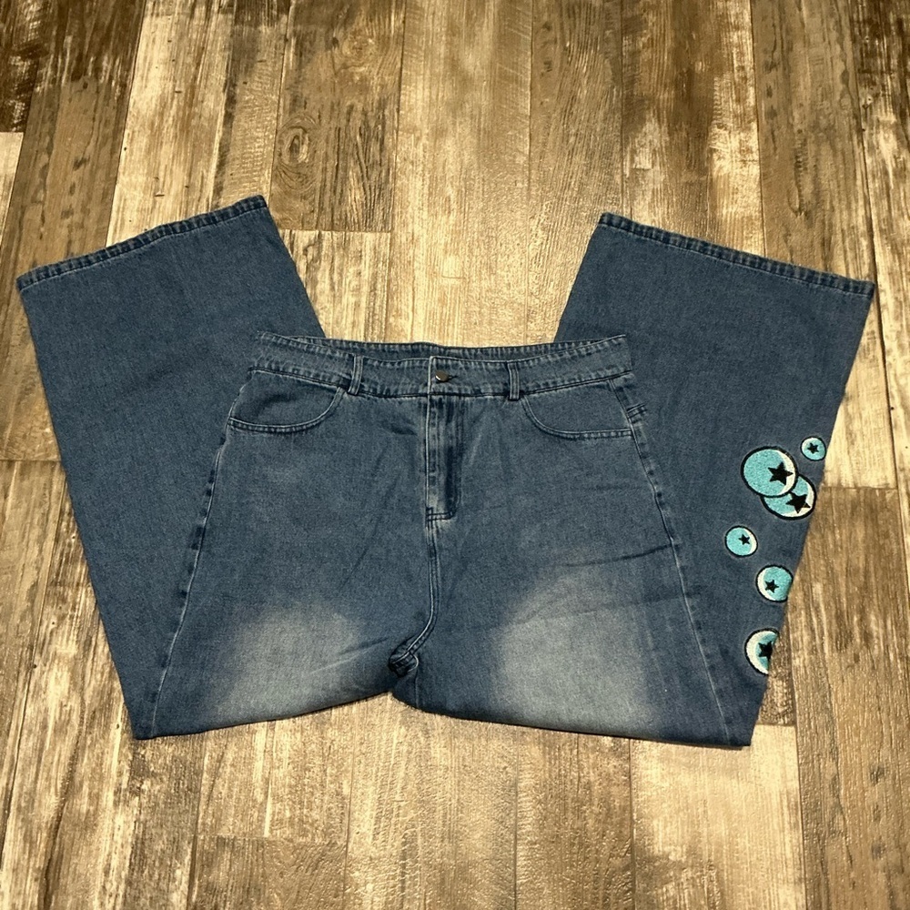 Stylish Blue Embroidered Women's Jeans Size Large